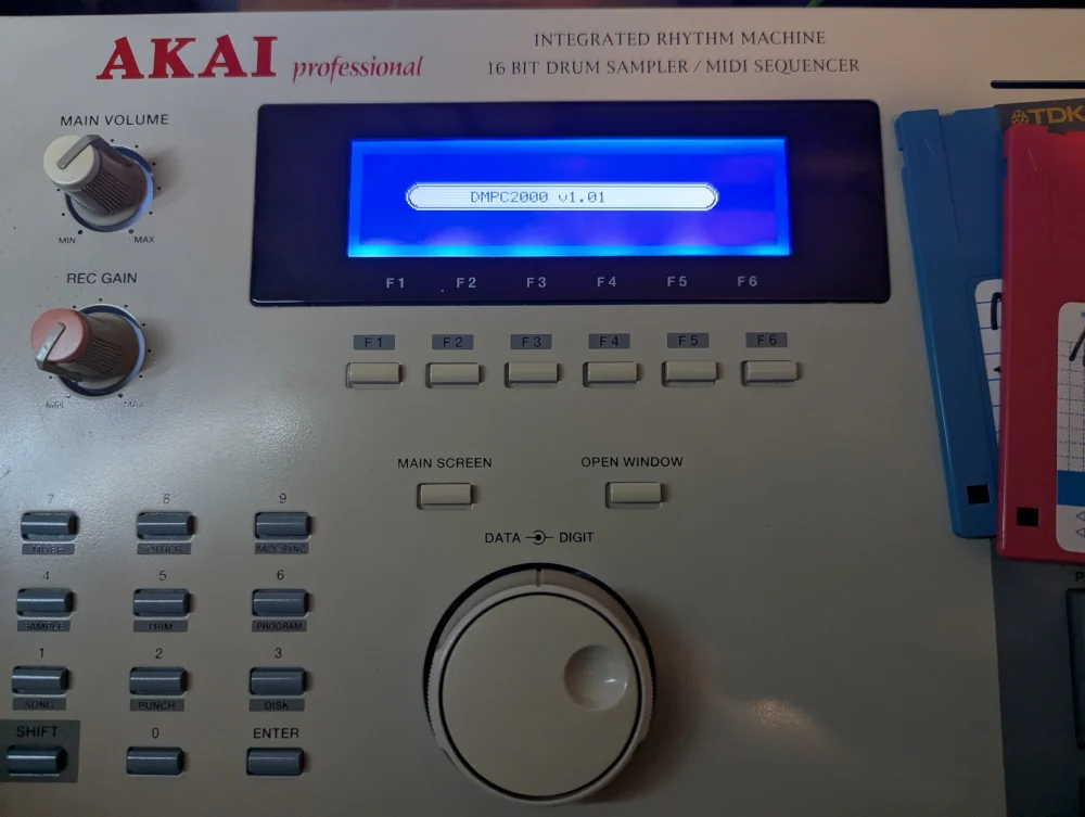 Akai MPC2000 Classic